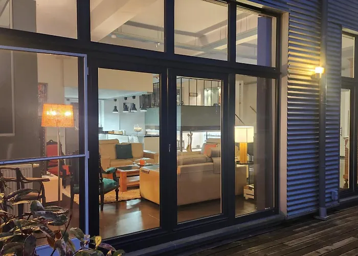 Superbe Loft De Caractere Avec Garage A 10\' Du Centre
