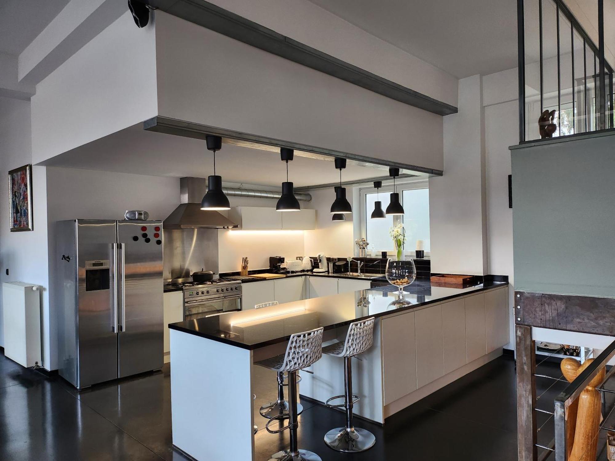 Superbe Loft De Caractere Avec Garage A 10' Du Centre Apartment