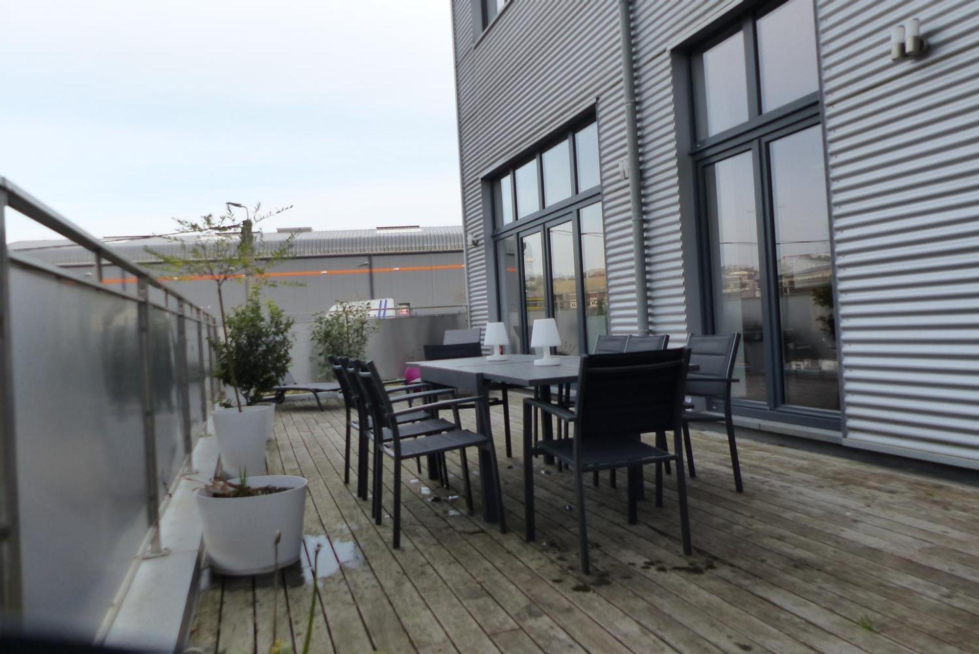 Superbe Loft De Caractere Avec Garage A 10' Du Centre * Liege